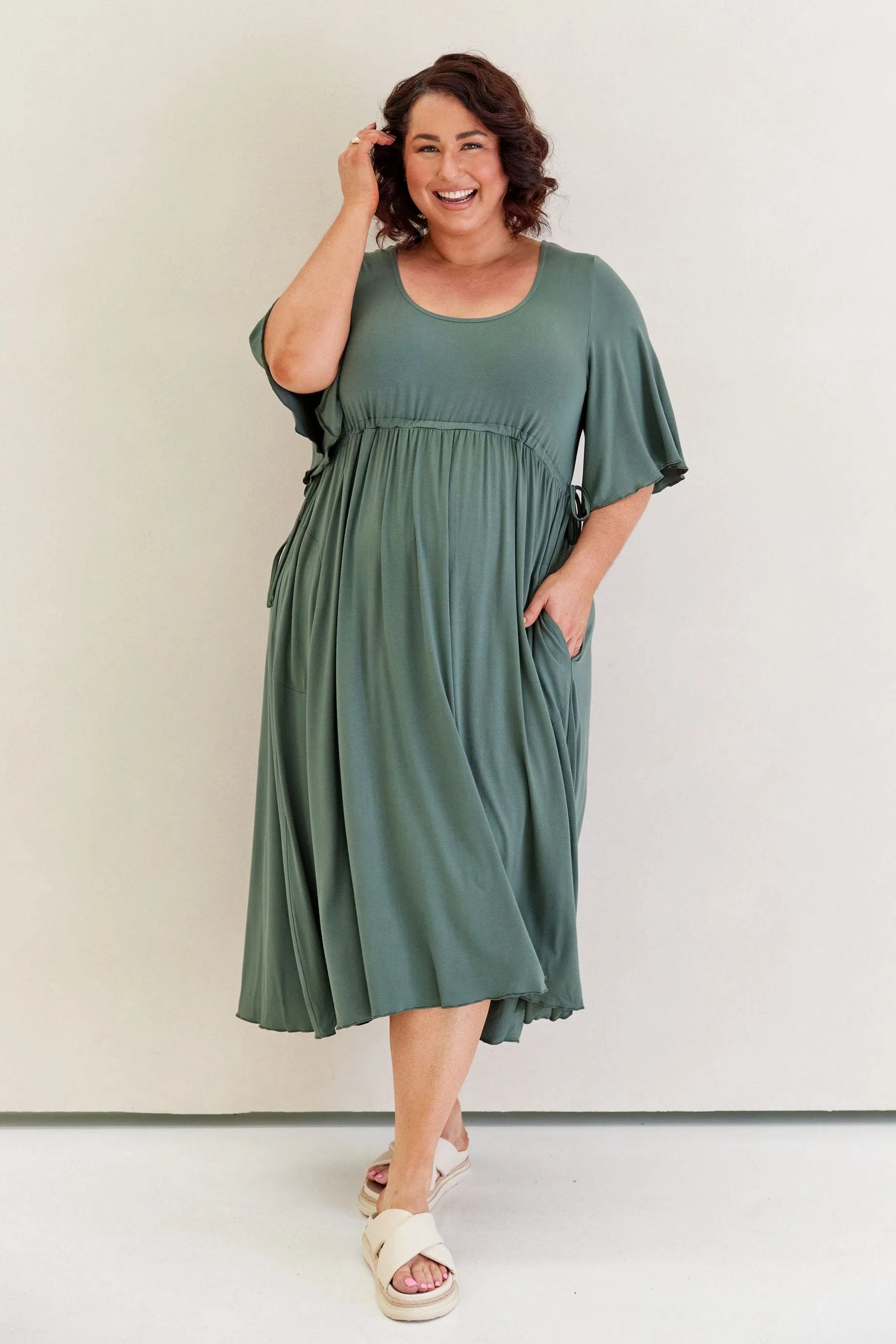 SIZE 18 Peach The Label